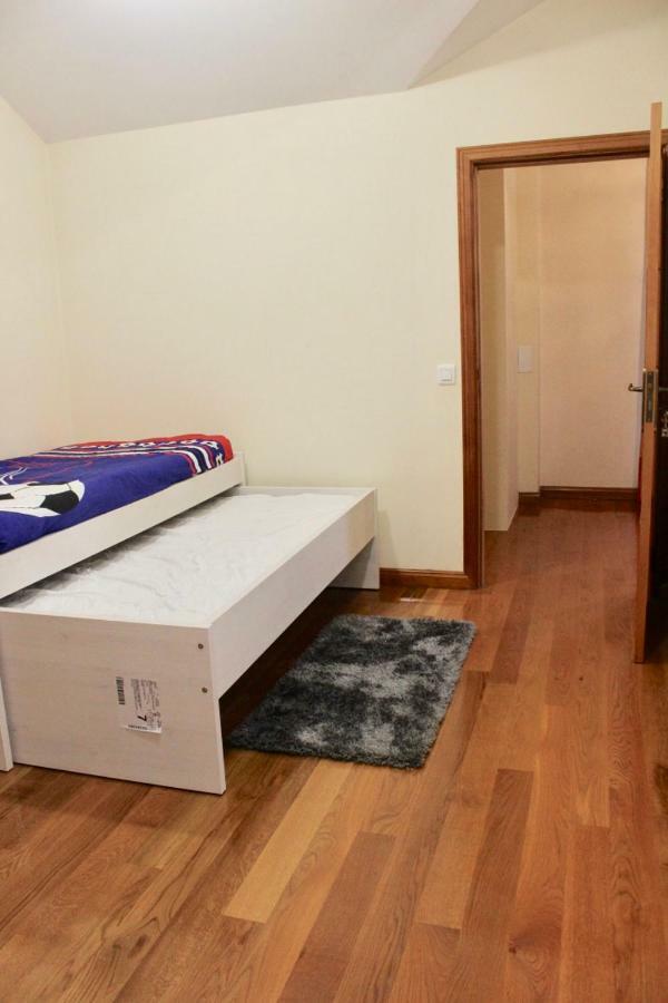 Pink House Apartment Понта до Сол Екстериор снимка