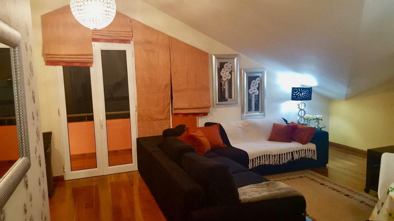 Pink House Apartment Понта до Сол Екстериор снимка